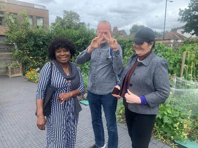 visit to kew hardens with acton homeless concern